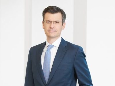 Haefele Mark UBS
