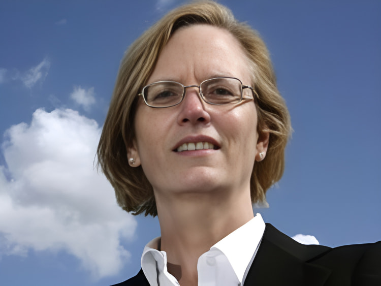 Fuhr Deborah ETFGI